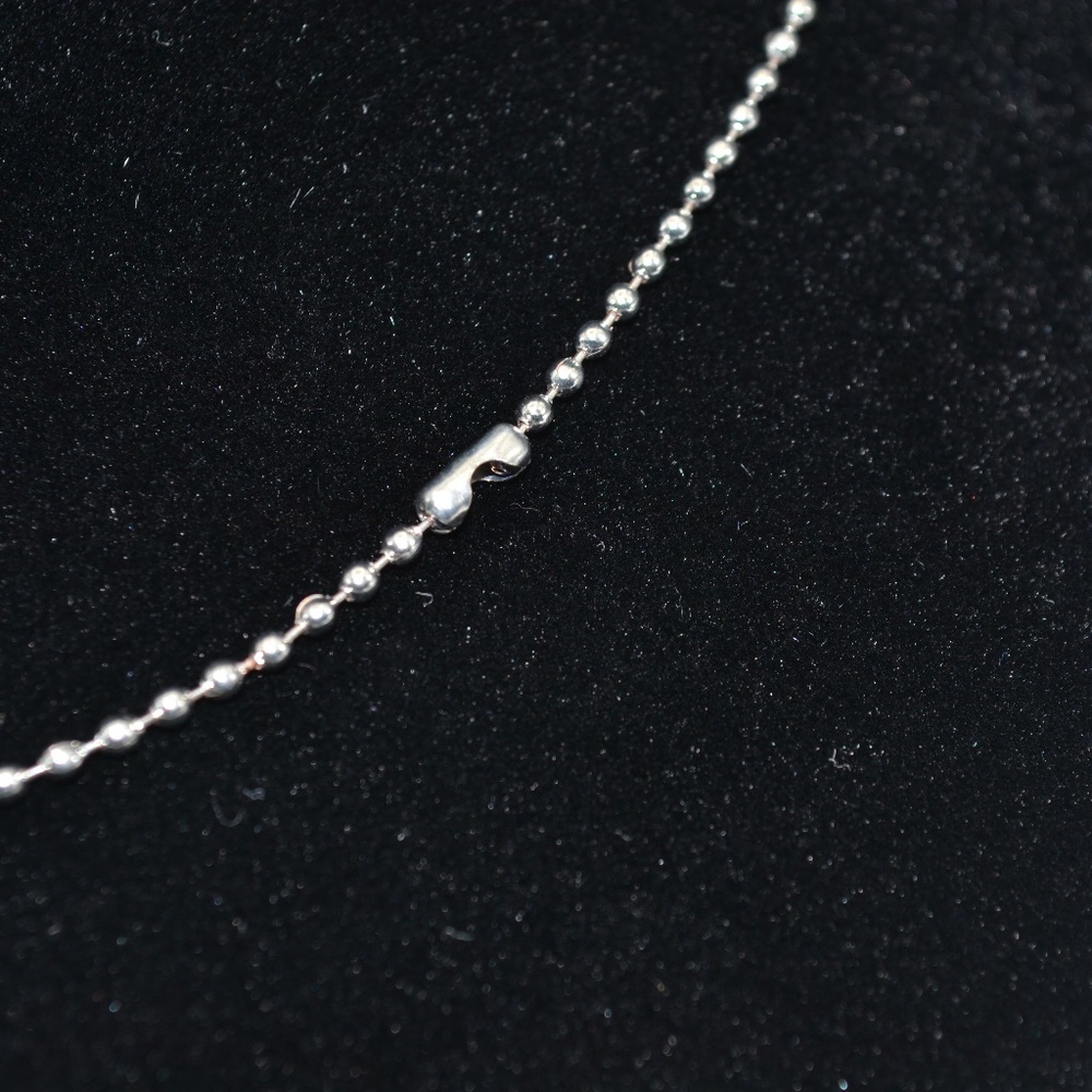 ‘♥️ Mom”- Mom Heart Pendant Necklace. - Picture 5 of 5